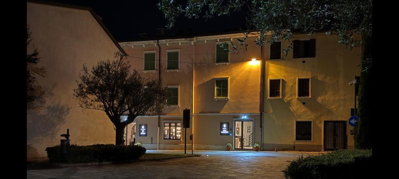 פוזולנגו Hotel San Lorenzo מראה חיצוני תמונה