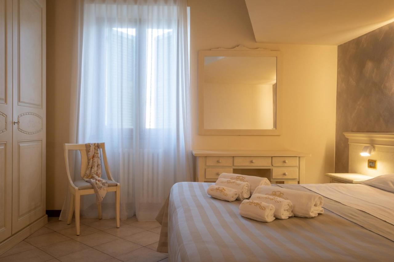 פוזולנגו Hotel San Lorenzo מראה חיצוני תמונה