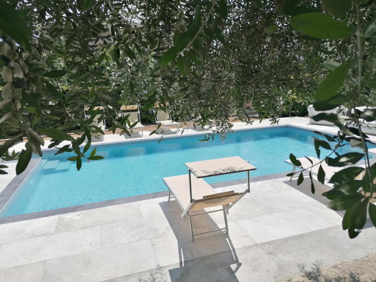 פוזולנגו Hotel San Lorenzo מראה חיצוני תמונה