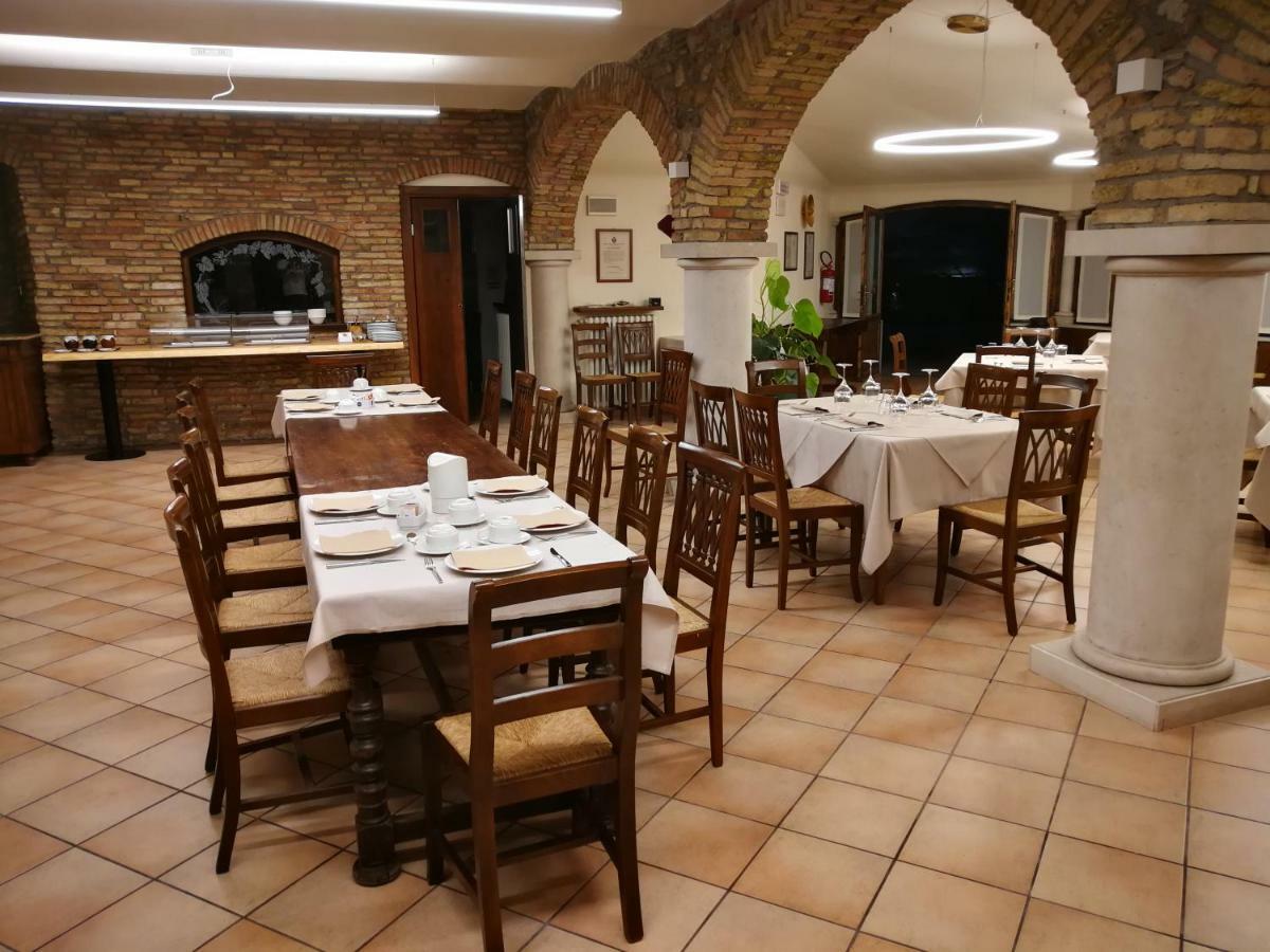 פוזולנגו Hotel San Lorenzo מראה חיצוני תמונה